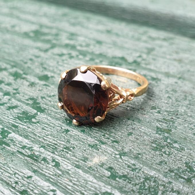 Smoky Quartz Ring in 9ct Gold