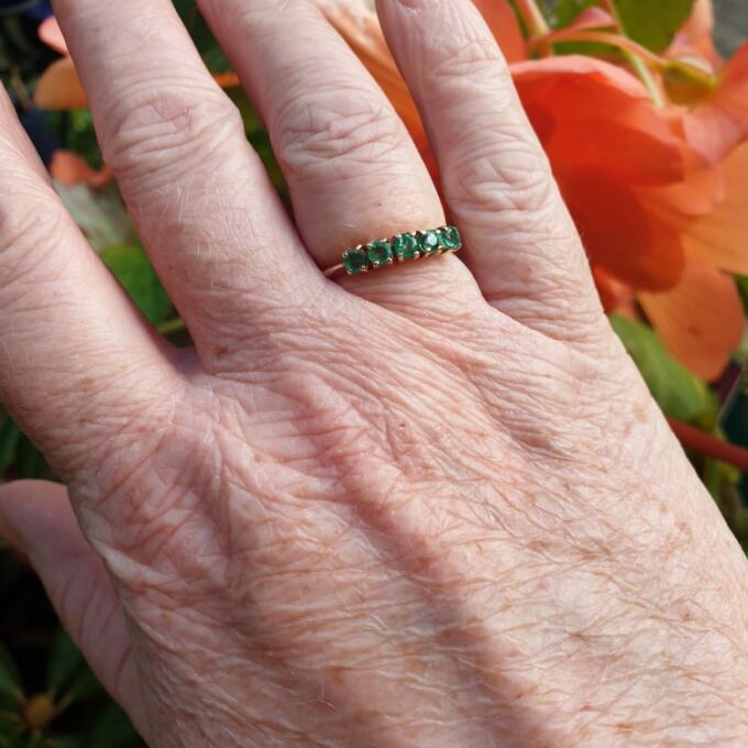 Emerald Stacking Ring in 9ct Gold