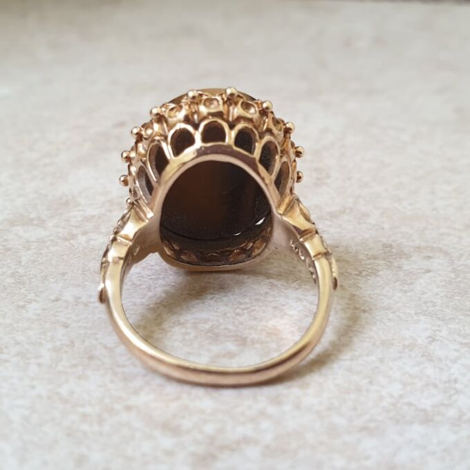 Tigers Eye Cameo Ring in 9ct Gold