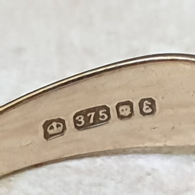 Ornate Sapphire & Diamond Cluster Ring in 9ct Gold