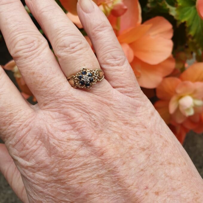 Ornate Sapphire & Diamond Cluster Ring in 9ct Gold