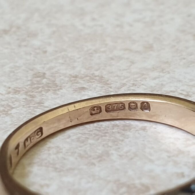 Sapphire and Diamond Ring in 9ct Gold