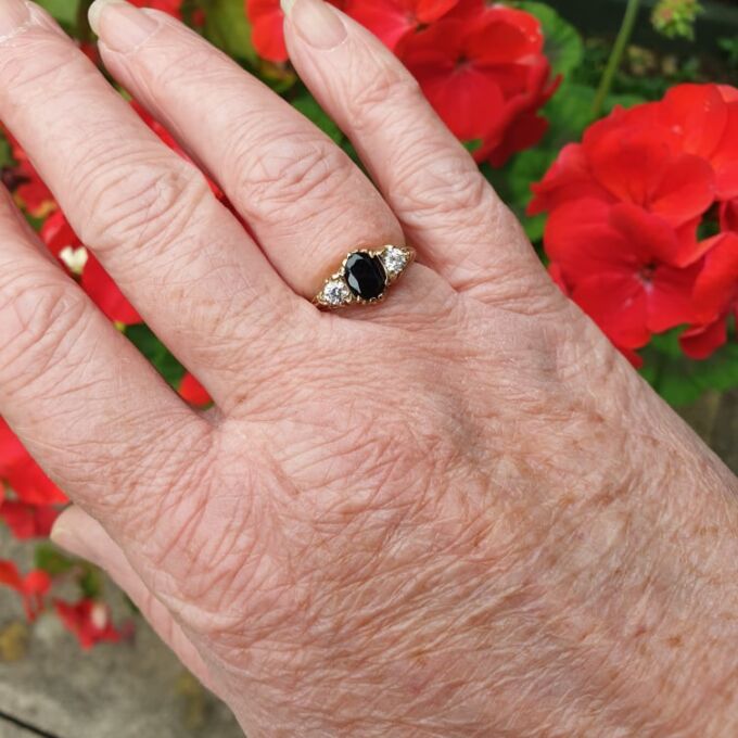 Sapphire Ring in 9ct Gold