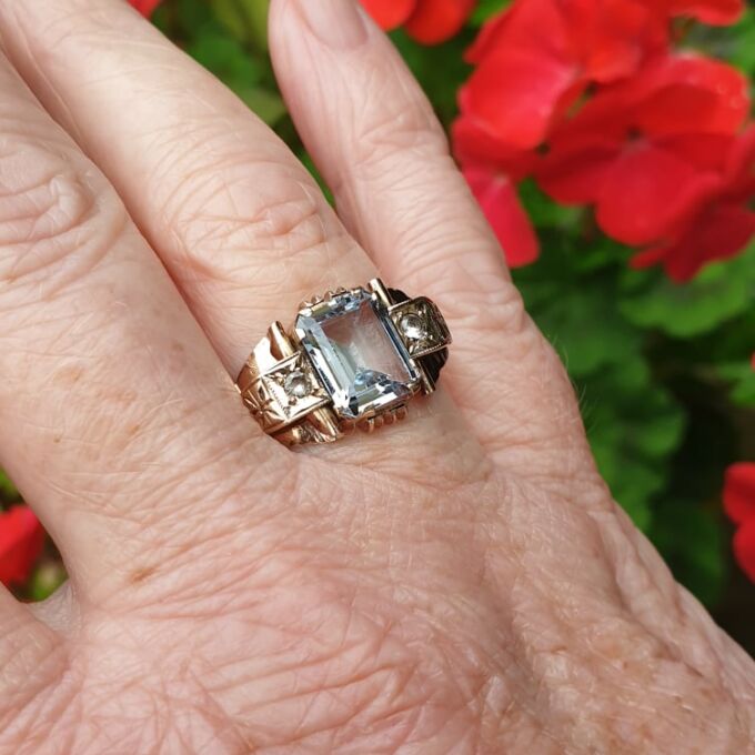 Art Deco Synthetic Spinel Gold Ring