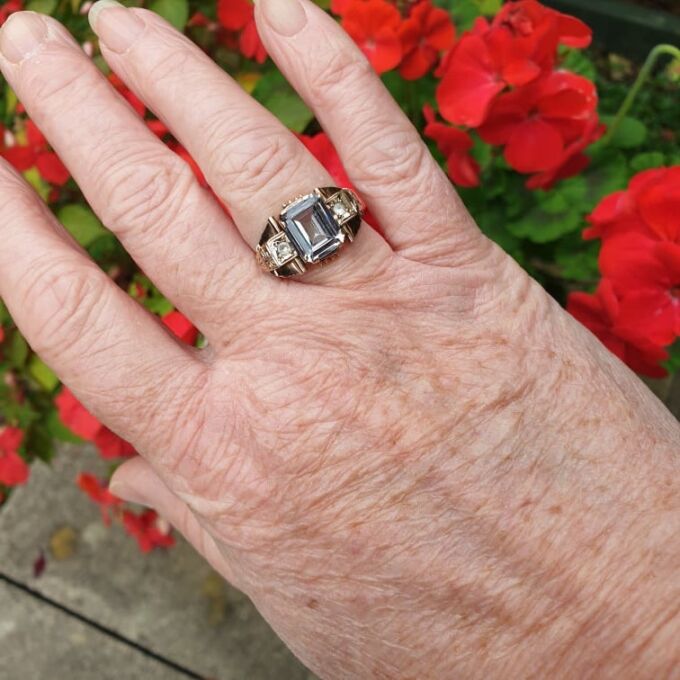 Art Deco Synthetic Spinel Gold Ring