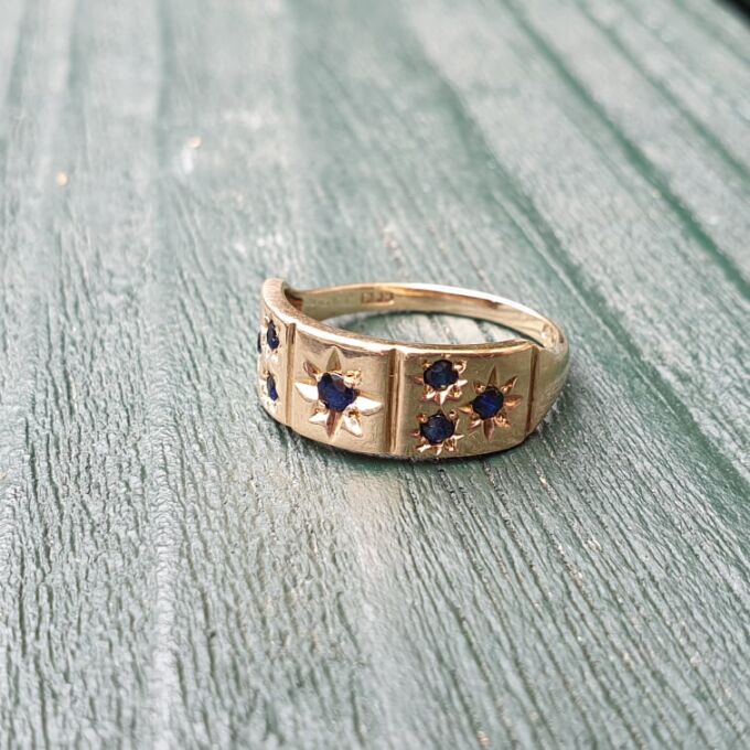Seven stone Sapphire Ring in 9ct Gold
