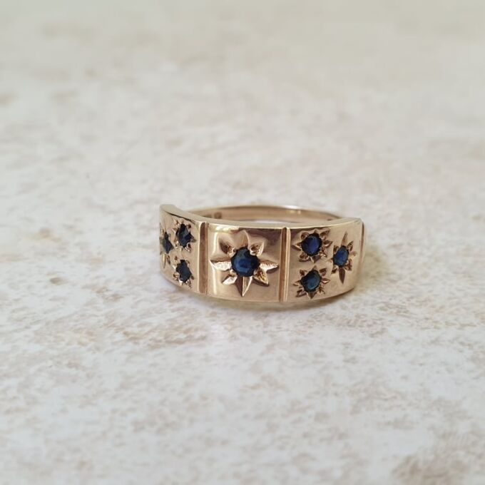 Seven stone Sapphire Ring in 9ct Gold