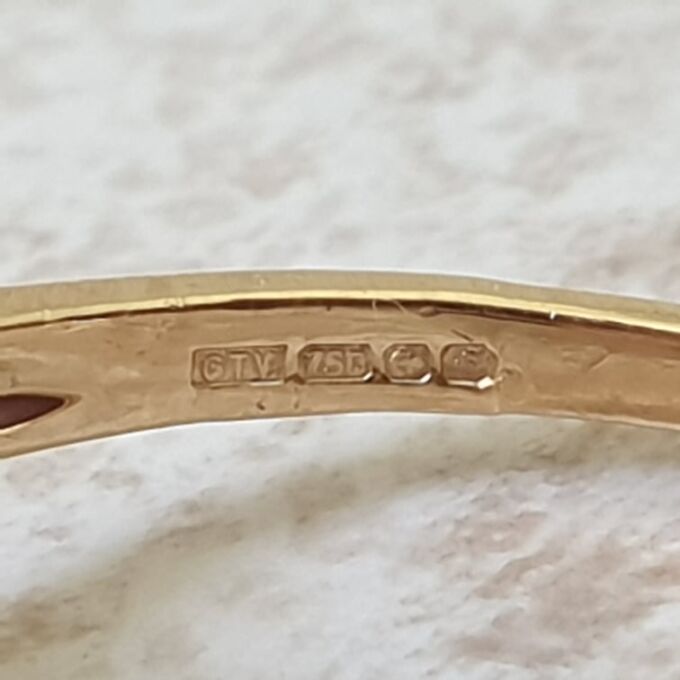 Tanzanite and Diamond Ring in 18ct Gold