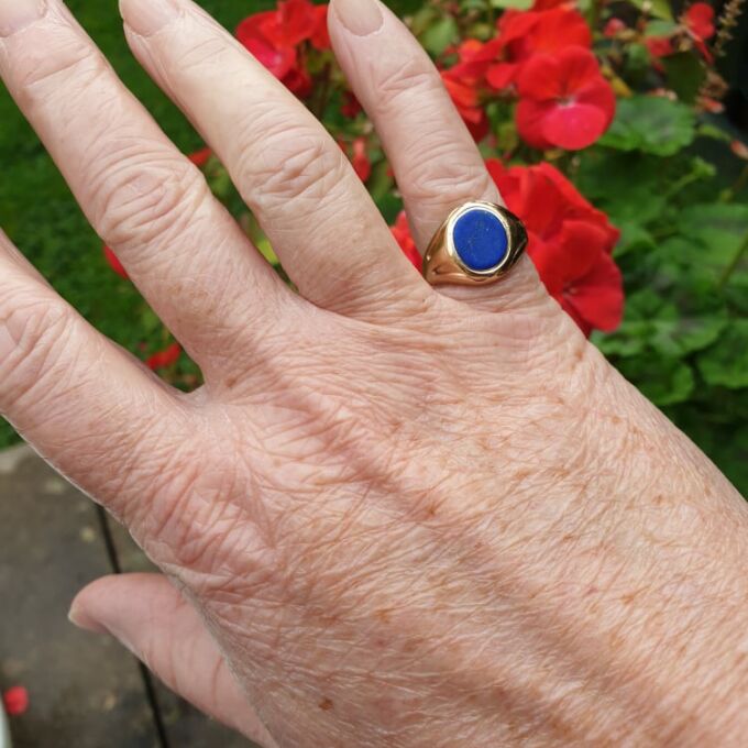 Lapis Lazuli Signet Ring in 9ct Gold