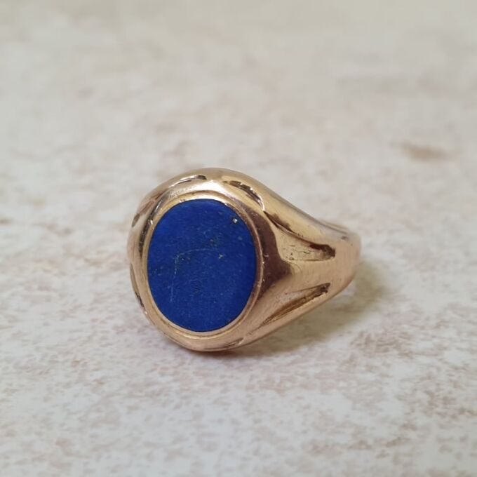Lapis Lazuli Signet Ring in 9ct Gold