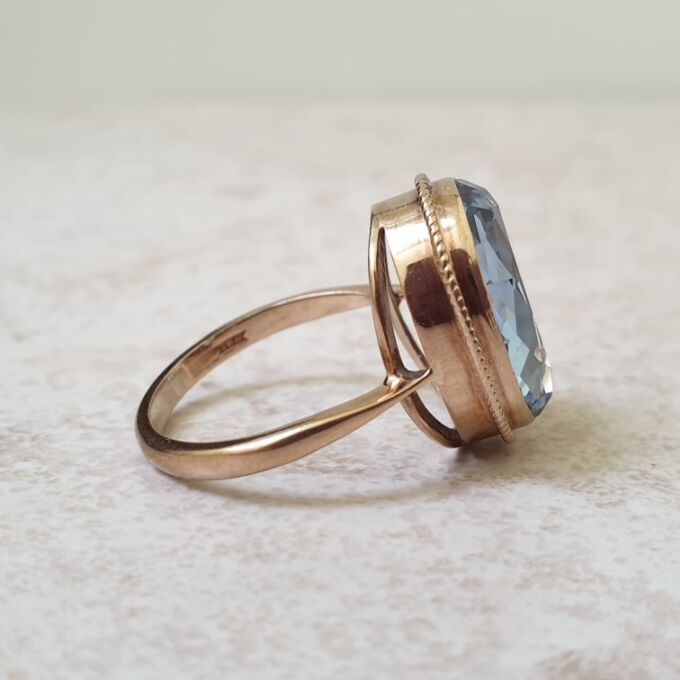 Synthetic Spinel Solitaire Ring in 9ct Gold