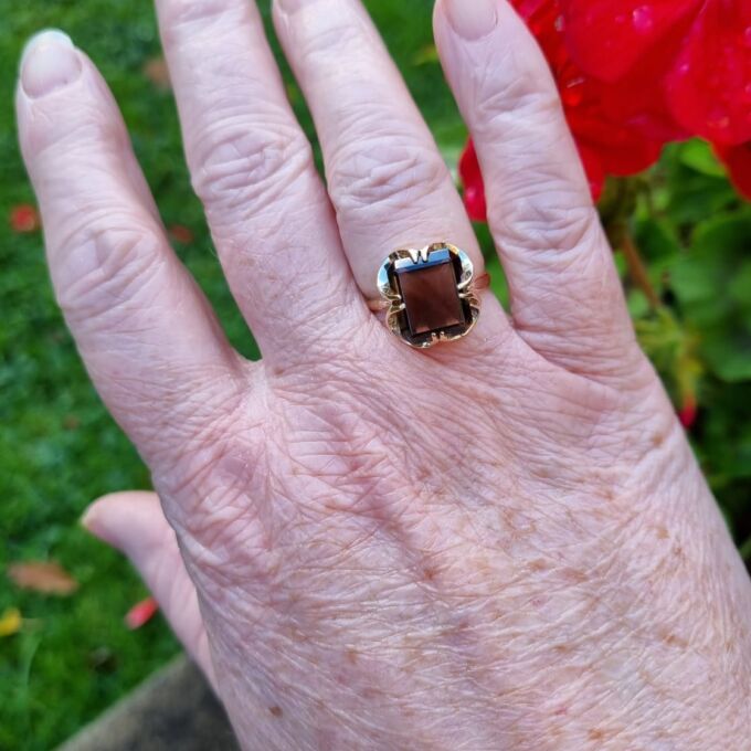 Smoky Quartz Ring in 9ct Gold