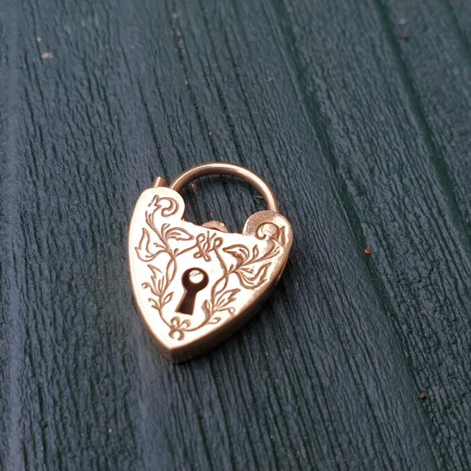 Reserved- Floral Patterned Padlock in 9ct Gold