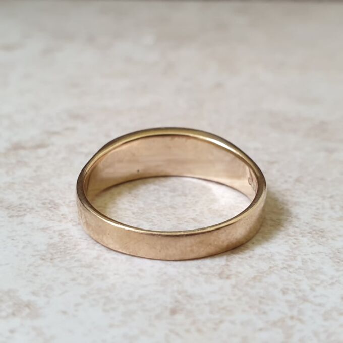 Bloodstone Signet Ring in 9ct Gold