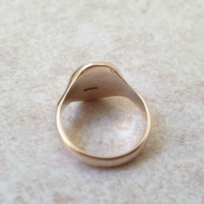 Tiny Signet Ring in 9ct Gold