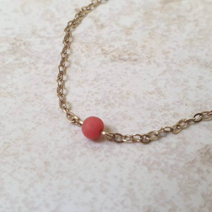 Dainty Coral Necklace in 9ct Gold