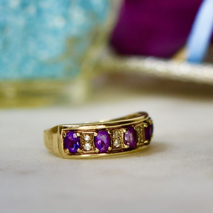 Amethyst & Diamond Ring in 9ct Gold