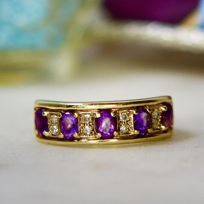Amethyst & Diamond Ring in 9ct Gold