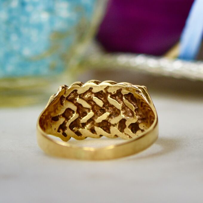 Three Row Keeper Ring in 9ct Gold