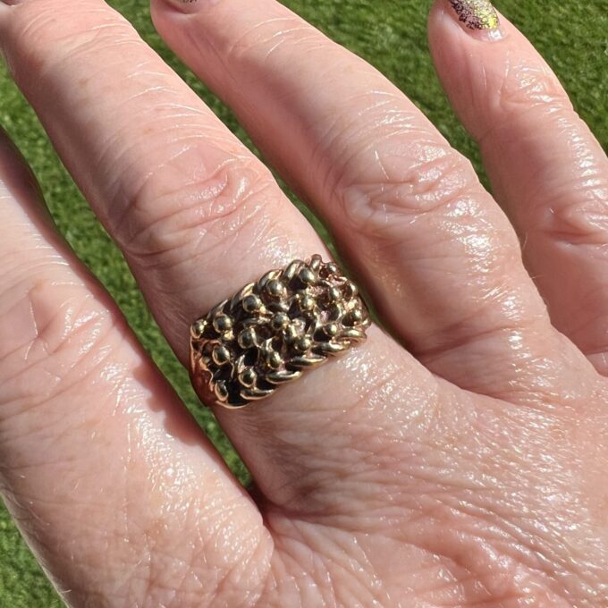 Three Row Keeper Ring in 9ct Gold