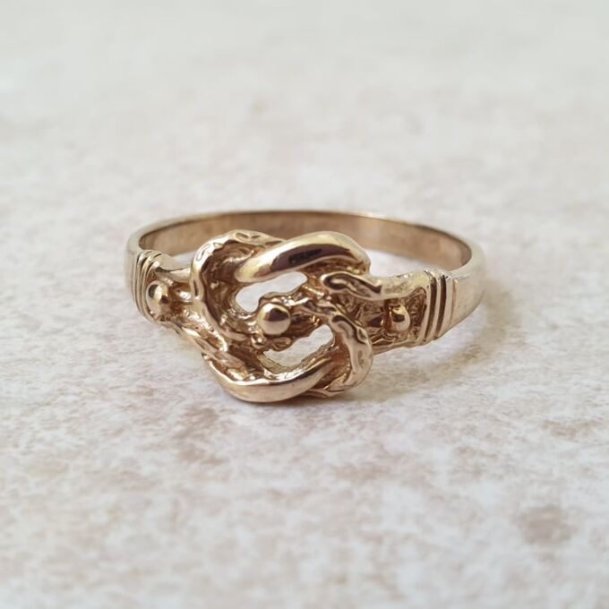 Knot Ring in 9ct Gold