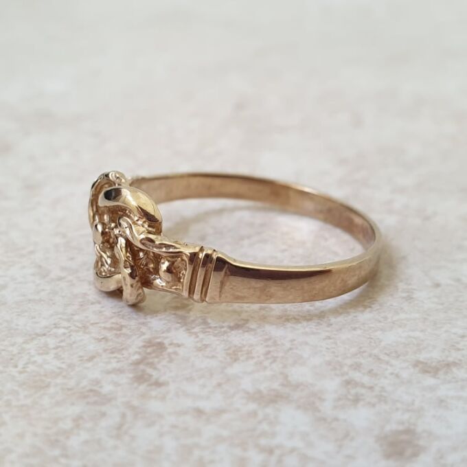 Knot Ring in 9ct Gold