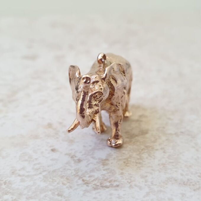 Elephant Pendant in 9ct Gold