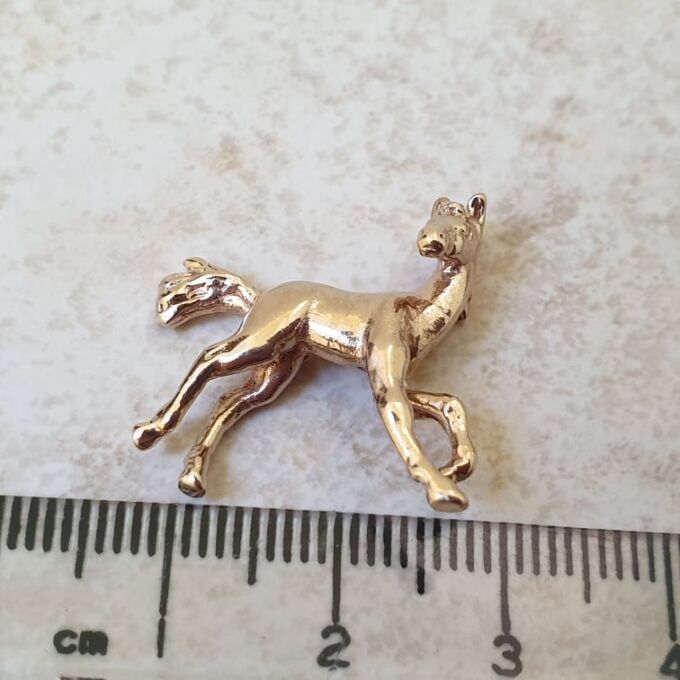 Horse Pendant in 9ct Gold