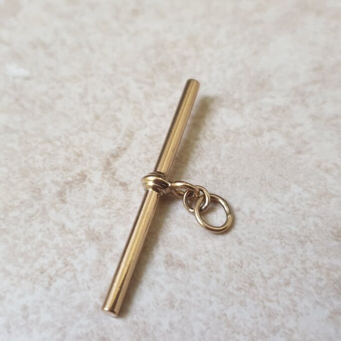 Plain Fixed Albert or T Bar Pendant in 9ct Gold