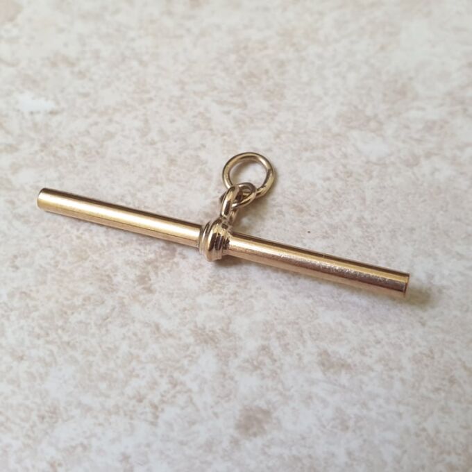 Plain Fixed Albert or T Bar Pendant in 9ct Gold