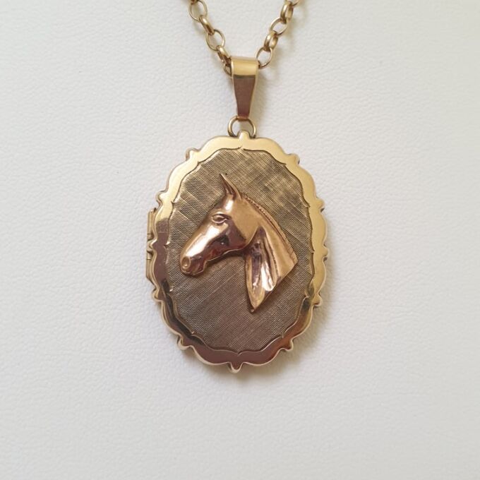 Horse Locket in 9ct Gold
