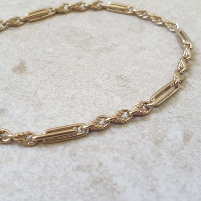 Reserved – Ornate Paper Clip Link Bracelet in 9ct Gold