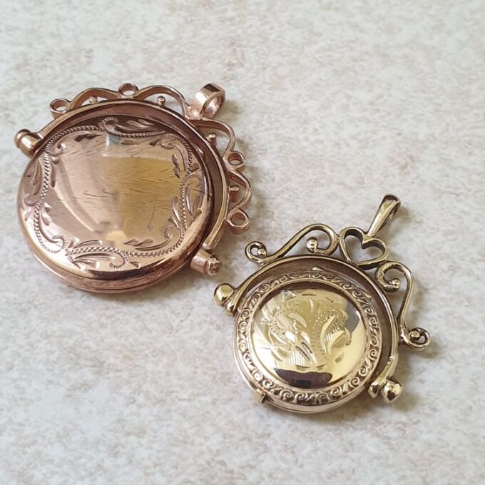 Spinner Locket Pendant in 9ct Gold