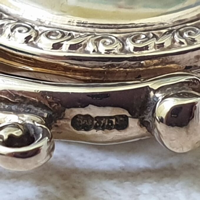 Spinner Locket Pendant in 9ct Gold