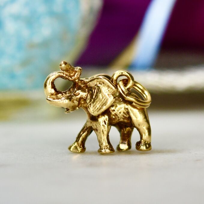 Elephant Charm Pendant in 9ct Gold