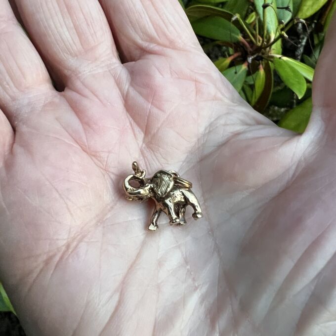 Elephant Charm Pendant in 9ct Gold