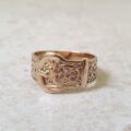 Buckle Ring in 9ct Gold