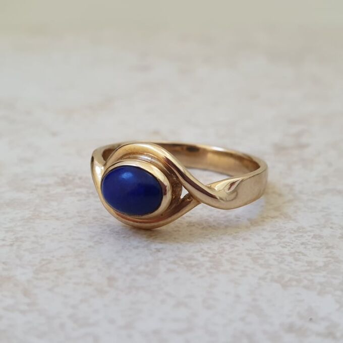Lapis Lazuli Ring in 9ct Gold