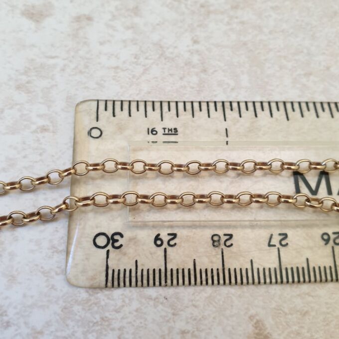 Oval Belcher Chain in 9ct Gold, 18 inches.