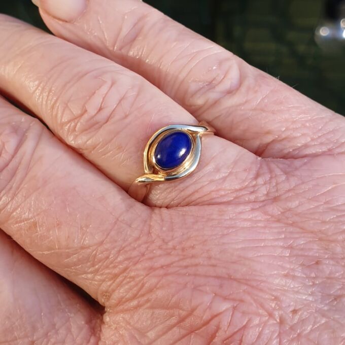 Lapis Lazuli Ring in 9ct Gold