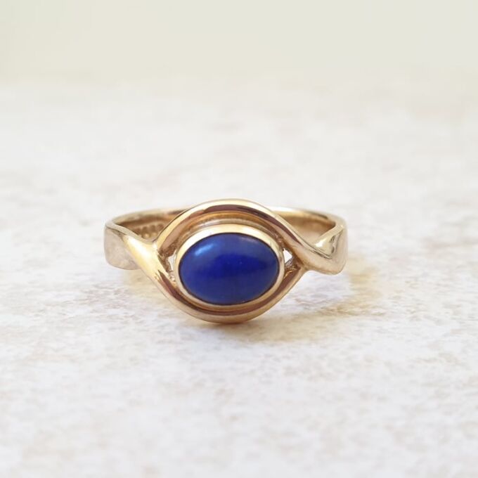 Lapis Lazuli Ring in 9ct Gold