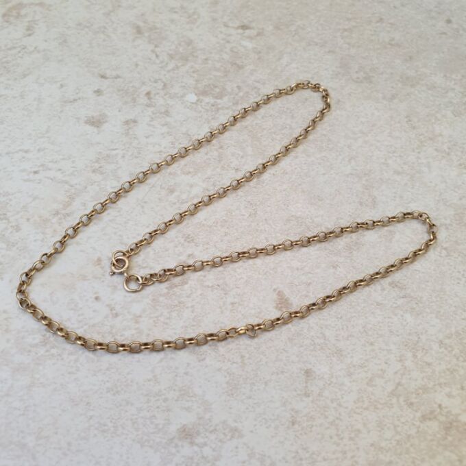 Oval Belcher Chain in 9ct Gold, 18 inches.