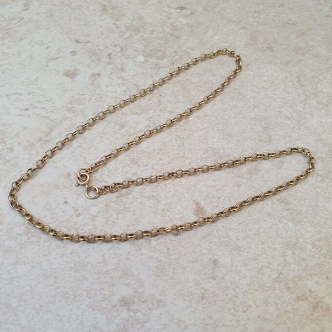 Oval Belcher Chain in 9ct Gold, 18 inches.