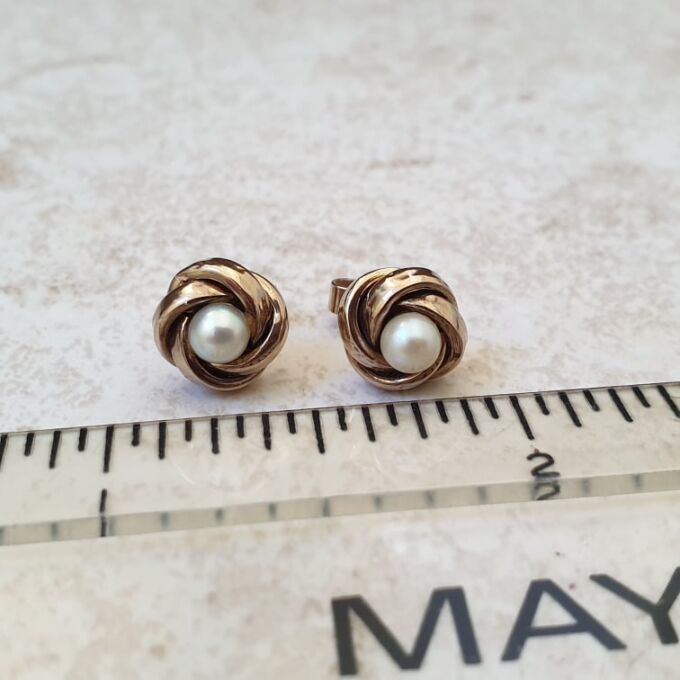 Pearl Knot Stud Earrings in 9ct Gold