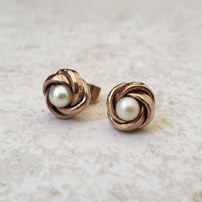 Pearl Knot Stud Earrings in 9ct Gold