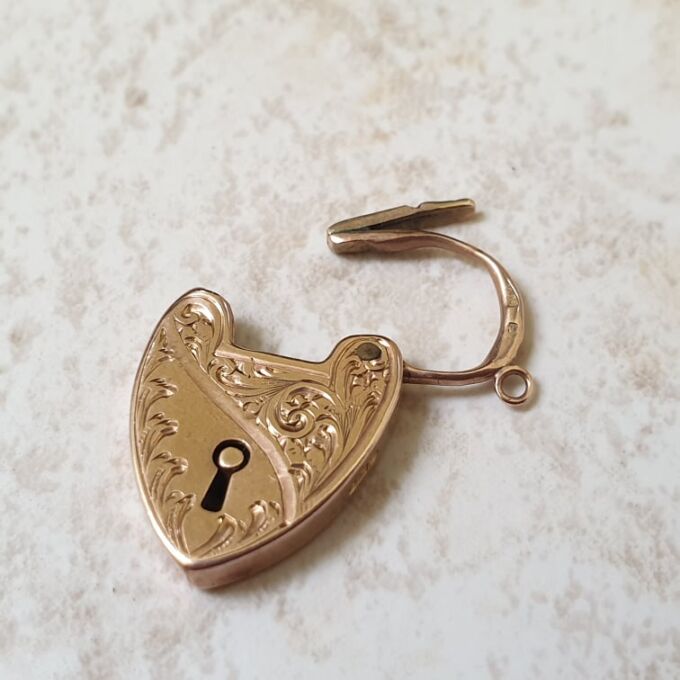 Edwardian Ornate Heart Padlock in 9ct Gold