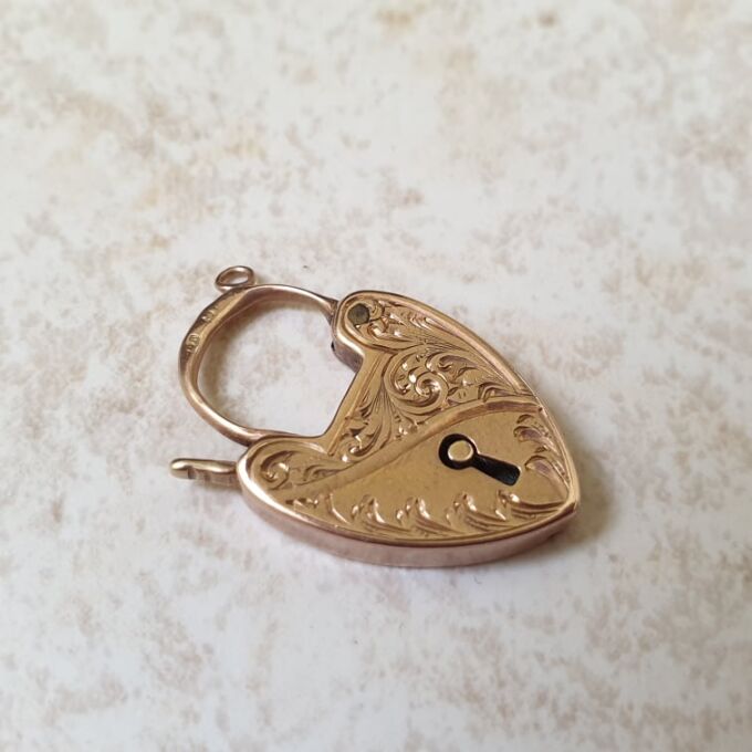 Edwardian Ornate Heart Padlock in 9ct Gold