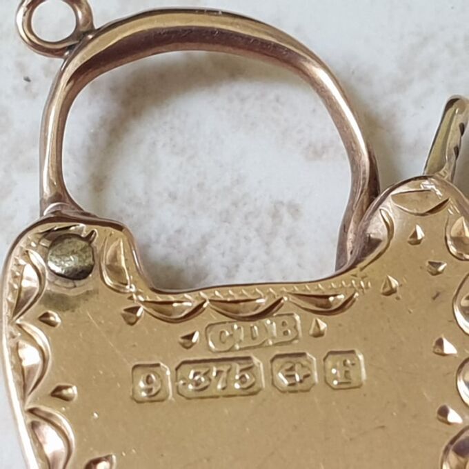 Edwardian Ornate Heart Padlock in 9ct Gold