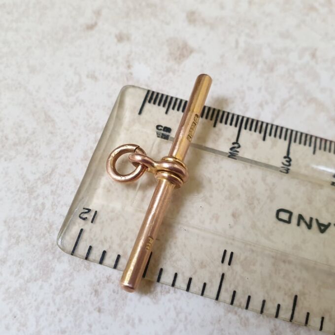 Antique Plain T Bar in 9ct Gold