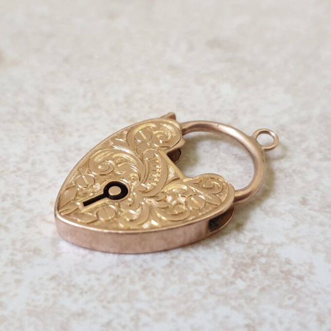 Antique Engraved Heart Padlock in 9ct Gold